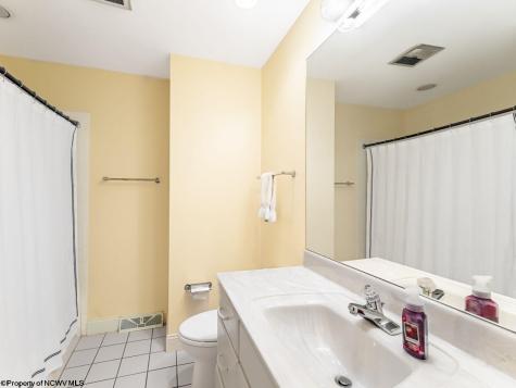 674 Manor Place Morgantown WV 26505