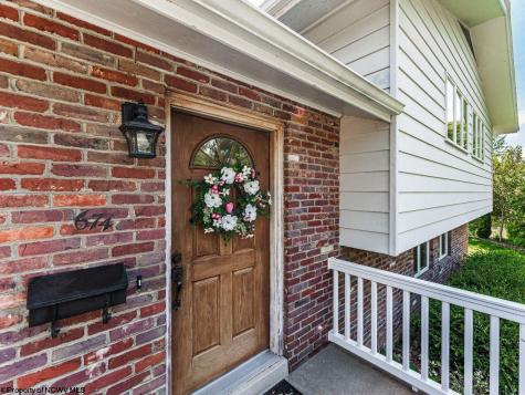674 Manor Place Morgantown WV 26505
