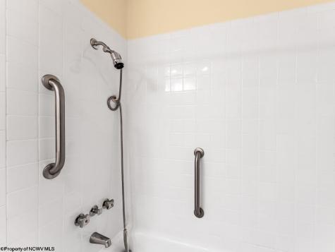 674 Manor Place Morgantown WV 26505