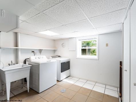 674 Manor Place Morgantown WV 26505