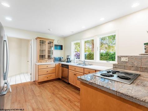 674 Manor Place Morgantown WV 26505