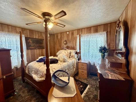 228 Meadowlane Avenue Fairmont WV 26554