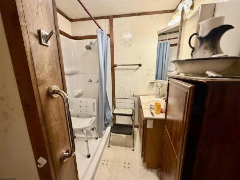 228 Meadowlane Avenue Fairmont WV 26554
