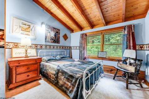 74 Ken Snyder Road Tunnelton WV 26444