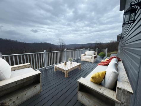 407 Kings Point Lane Morgantown WV 26508