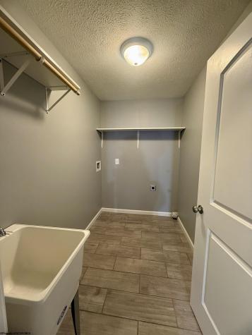 407 Kings Point Lane Morgantown WV 26508
