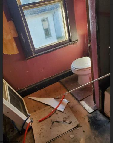 1011 Swann Street Parkersburg WV 26101