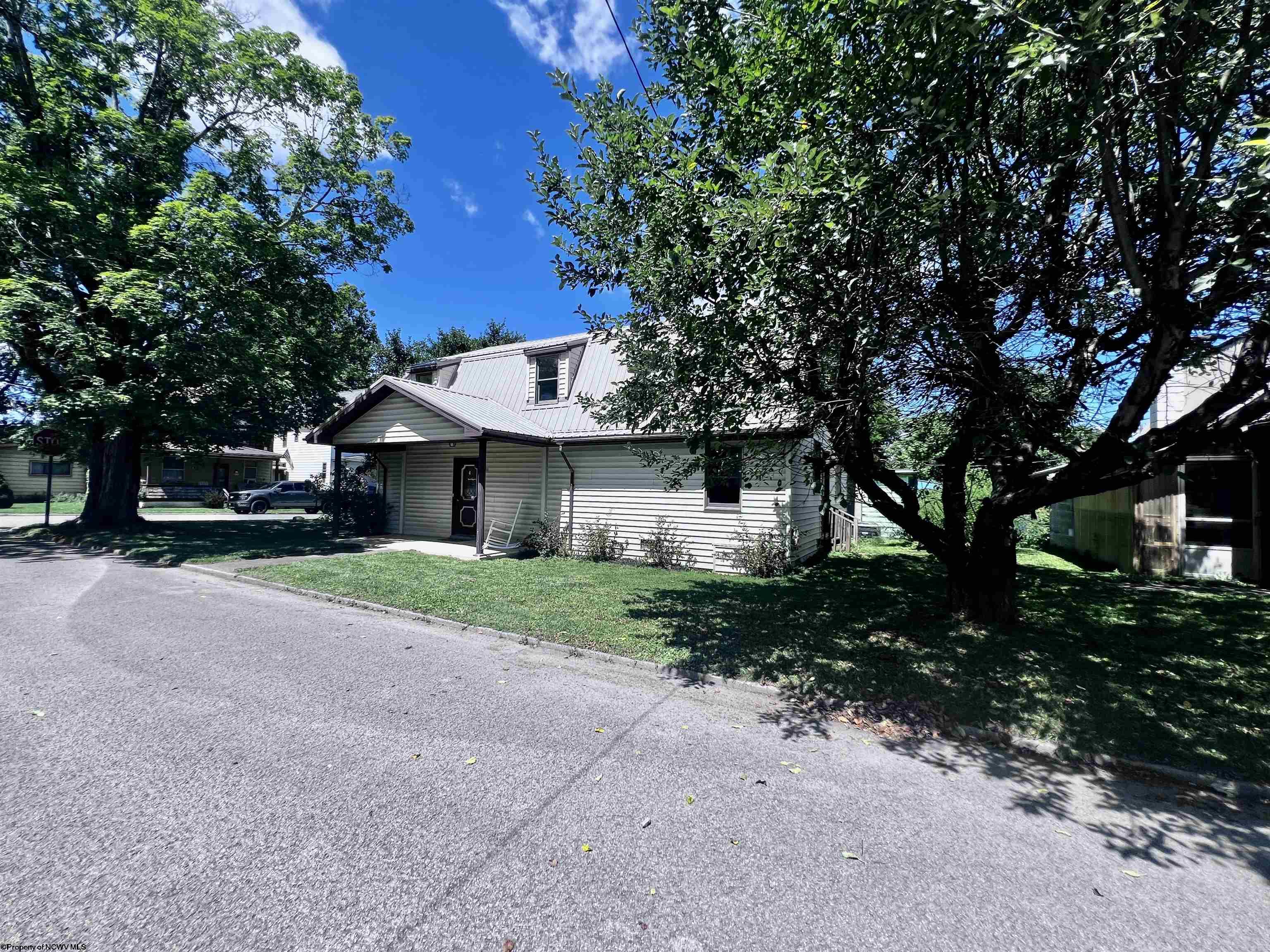 219 Center Street Elkins WV 26241