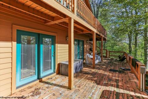 128 Forest Ridge Road Davis WV 26260