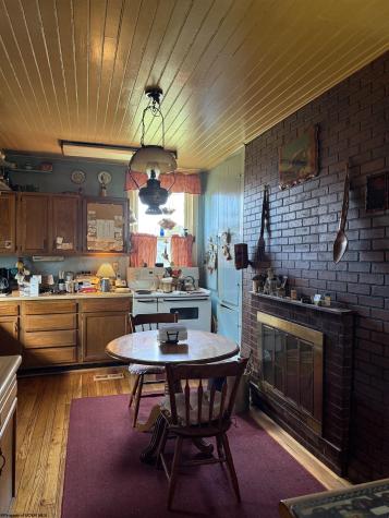 676 Main Street Beverly WV 26253