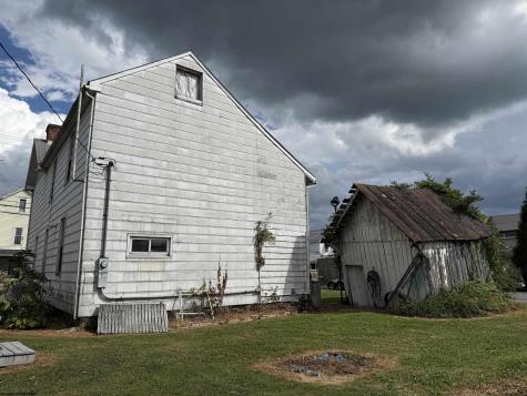 676 Main Street Beverly WV 26253