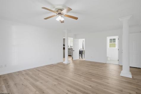 1098 Brookings Drive Morgantown WV 26508