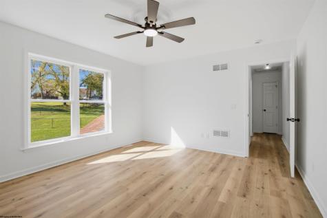 1098 Brookings Drive Morgantown WV 26508