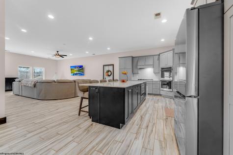 1073 Kanes Creek Road Kingwood WV 26537