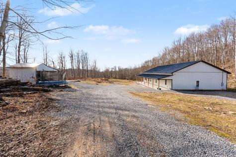 1073 Kanes Creek Road Kingwood WV 26537