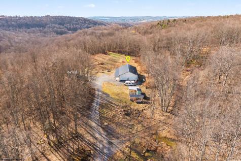 1073 Kanes Creek Road Kingwood WV 26537