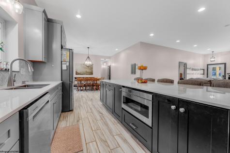 1073 Kanes Creek Road Kingwood WV 26537
