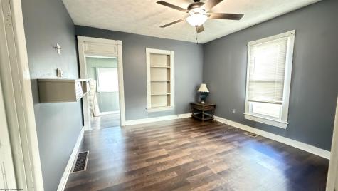 117 Grand Avenue Bridgeport WV 26330-1709