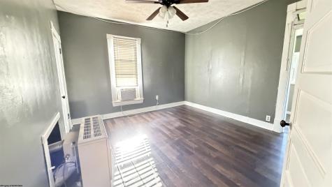 117 Grand Avenue Bridgeport WV 26330-1709