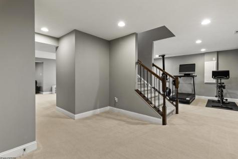 77 Falling Water Lane Morgantown WV 26508