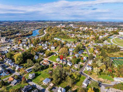 521 Grove Street Morgantown WV 26505