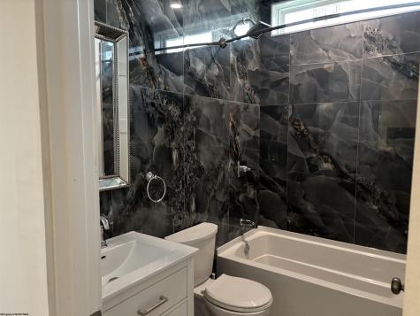 204 Ohio Avenue Nutter Fort WV 26301