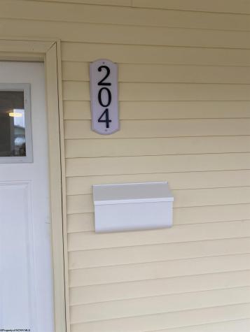 204 Ohio Avenue Nutter Fort WV 26301