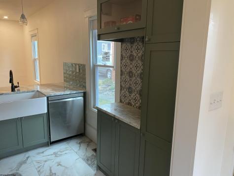 204 Ohio Avenue Nutter Fort WV 26301