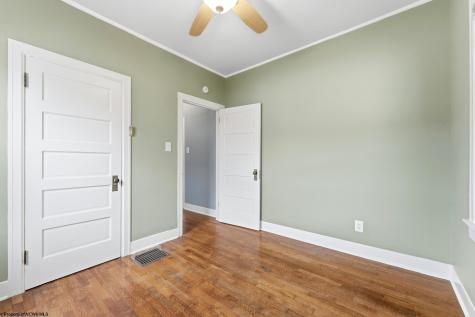 1127 Munsey Avenue Morgantown WV 26505
