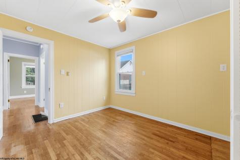 1127 Munsey Avenue Morgantown WV 26505