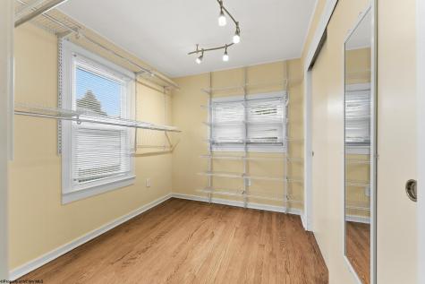 1127 Munsey Avenue Morgantown WV 26505