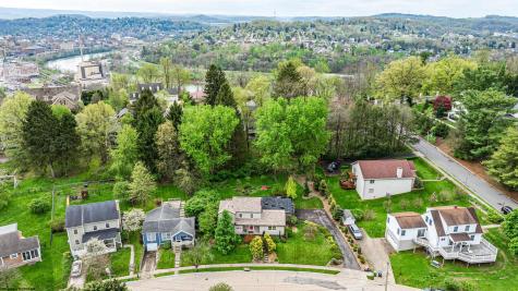 927 Fairfax Drive Morgantown WV 26505