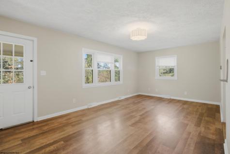 595 Owens Avenue Fairmont WV 26554