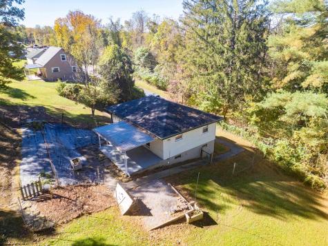 595 Owens Avenue Fairmont WV 26554