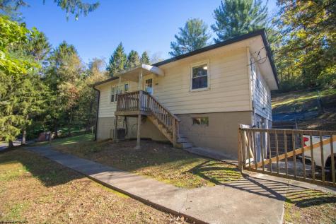 595 Owens Avenue Fairmont WV 26554