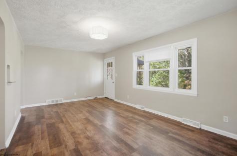 595 Owens Avenue Fairmont WV 26554