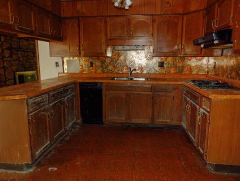 277 Gladys Avenue Reynoldsville WV 26422