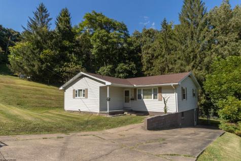256 W Woodland Avenue Clarksburg WV 26301