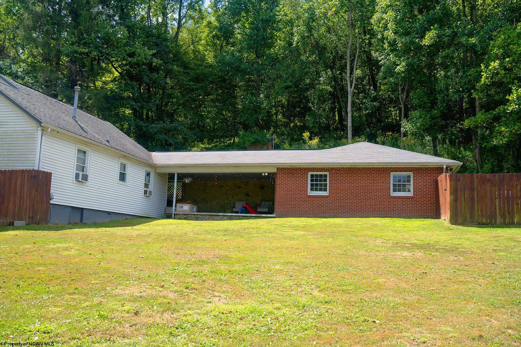 7 Mayflower Lane Mount Clare WV 26408