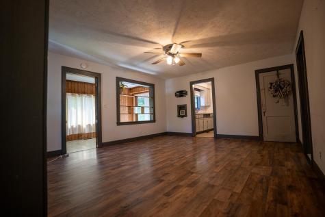 7 Mayflower Lane Mount Clare WV 26408