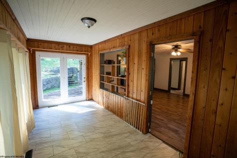 7 Mayflower Lane Mount Clare WV 26408