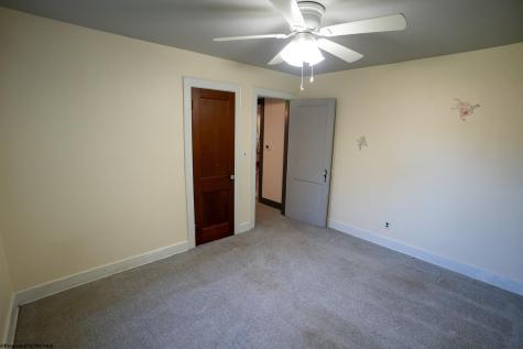 7 Mayflower Lane Mount Clare WV 26408