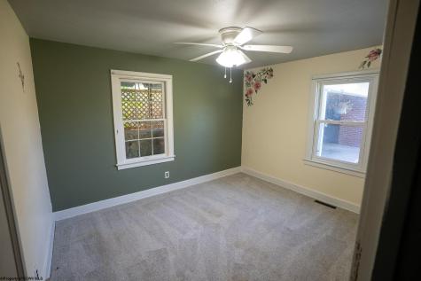 7 Mayflower Lane Mount Clare WV 26408