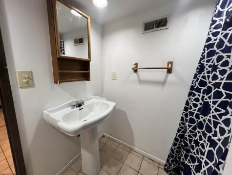 1794 Lake Floyd Circle Bristol WV 26426-000