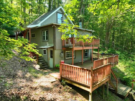 1794 Lake Floyd Circle Bristol WV 26426-000