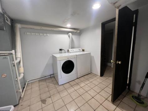 1794 Lake Floyd Circle Bristol WV 26426-000