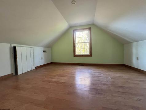 1794 Lake Floyd Circle Bristol WV 26426-000