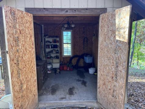1794 Lake Floyd Circle Bristol WV 26426-000