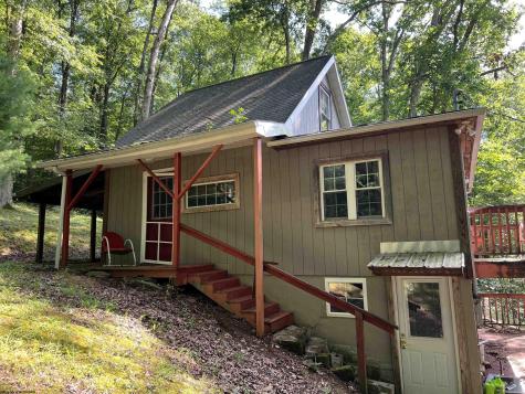 1794 Lake Floyd Circle Bristol WV 26426-000