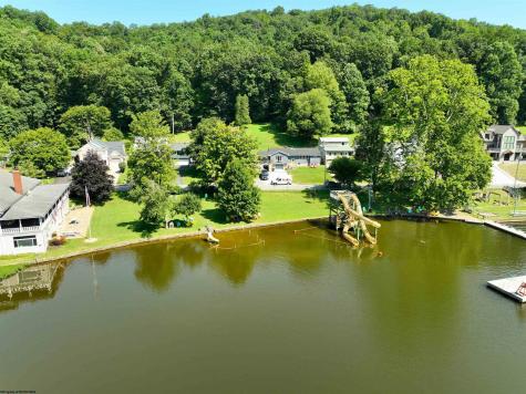 1794 Lake Floyd Circle Bristol WV 26426-000